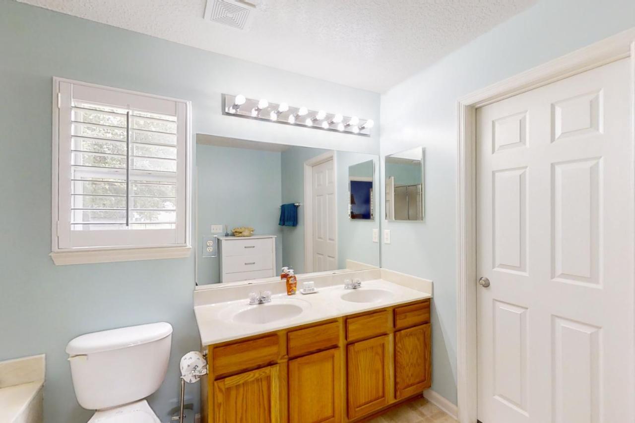 The Home On Tyson Lake Drive Jacksonville Ngoại thất bức ảnh