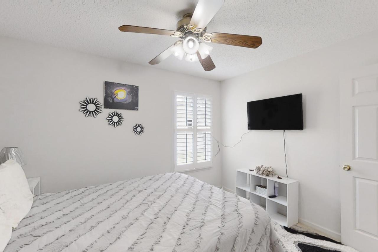 The Home On Tyson Lake Drive Jacksonville Ngoại thất bức ảnh